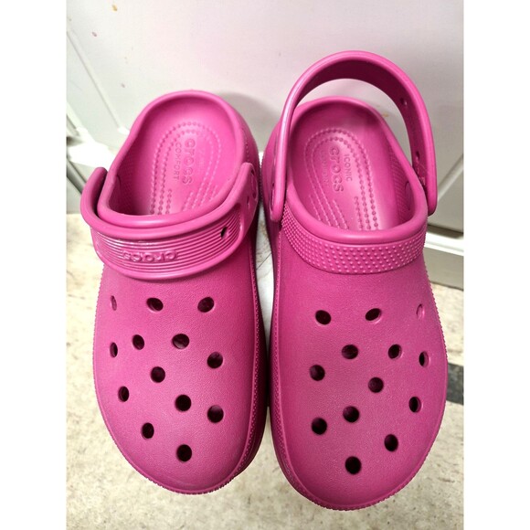 Crocs Classic Crush Clog Platform Fuchsia Pink‎ Men's Size 4 Women's Size 6 - Picture 1 of 6